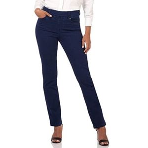 NWT Pull-On Tummy Control Premium Straight Jeans